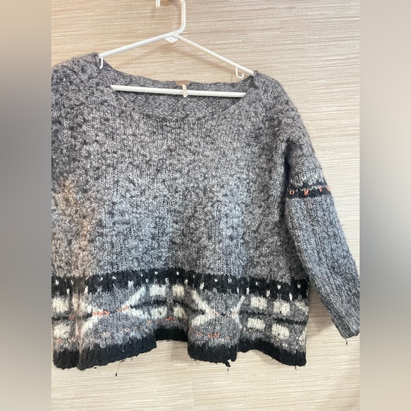Free people Gray Patterned Women's Sweater - Picture 6 of 7